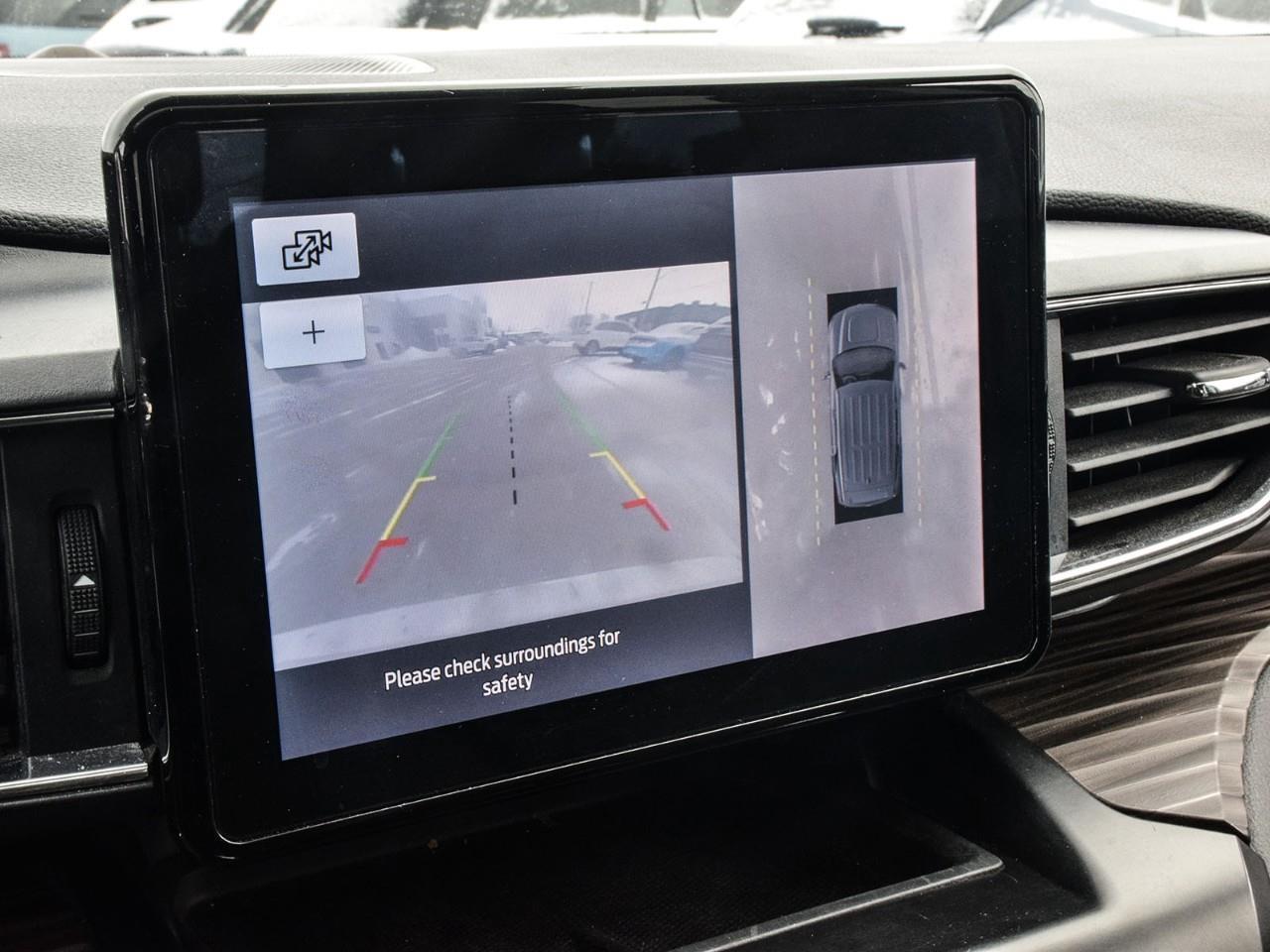 2020 Ford Explorer Limited Twin Panel Moonroof   Class III Tow Photo