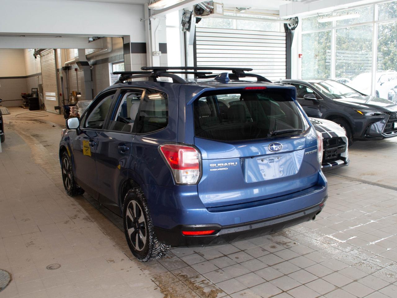 2018 Subaru Forester 2.5i Touring CVT w-EyeSight Pkg Photo