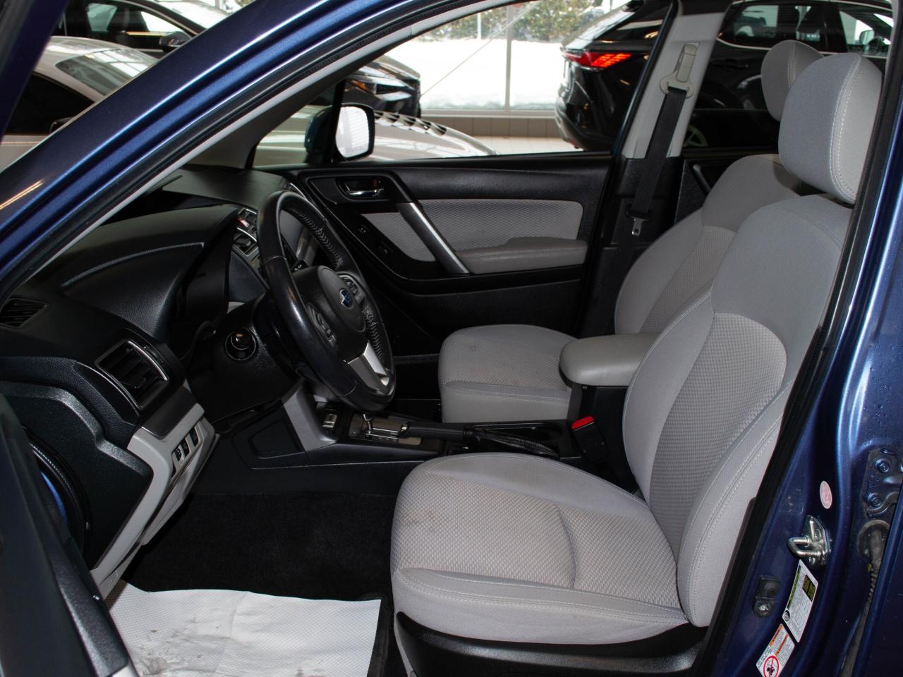 2018 Subaru Forester 2.5i Touring CVT w-EyeSight Pkg Photo