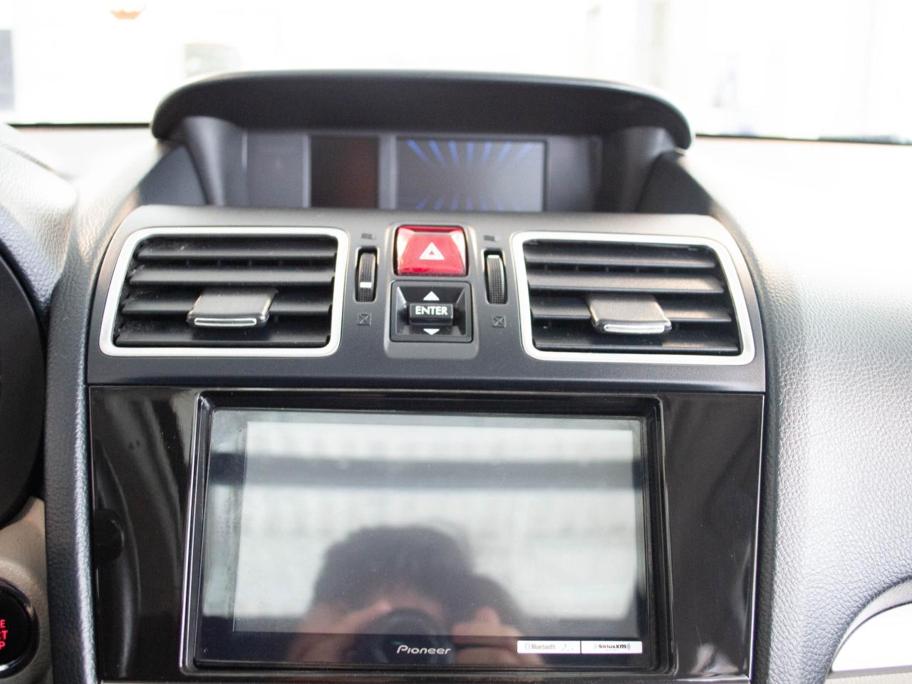 2018 Subaru Forester 2.5i Touring CVT w-EyeSight Pkg Photo