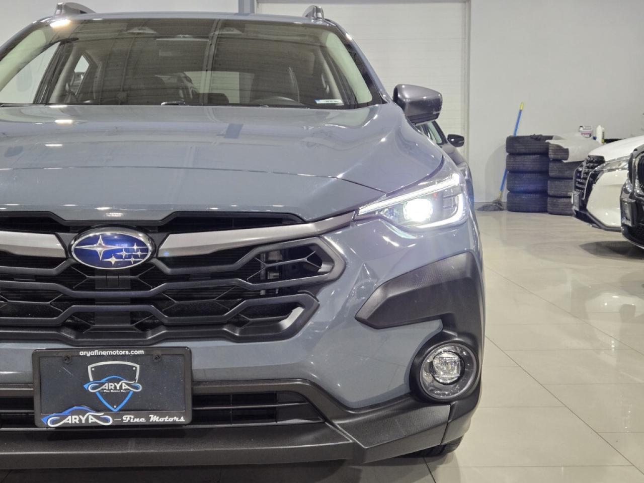 2024 Subaru Crosstrek 2.5L Limited W/EYESIGHT AWD CVT PUSH START SUNROOF Photo