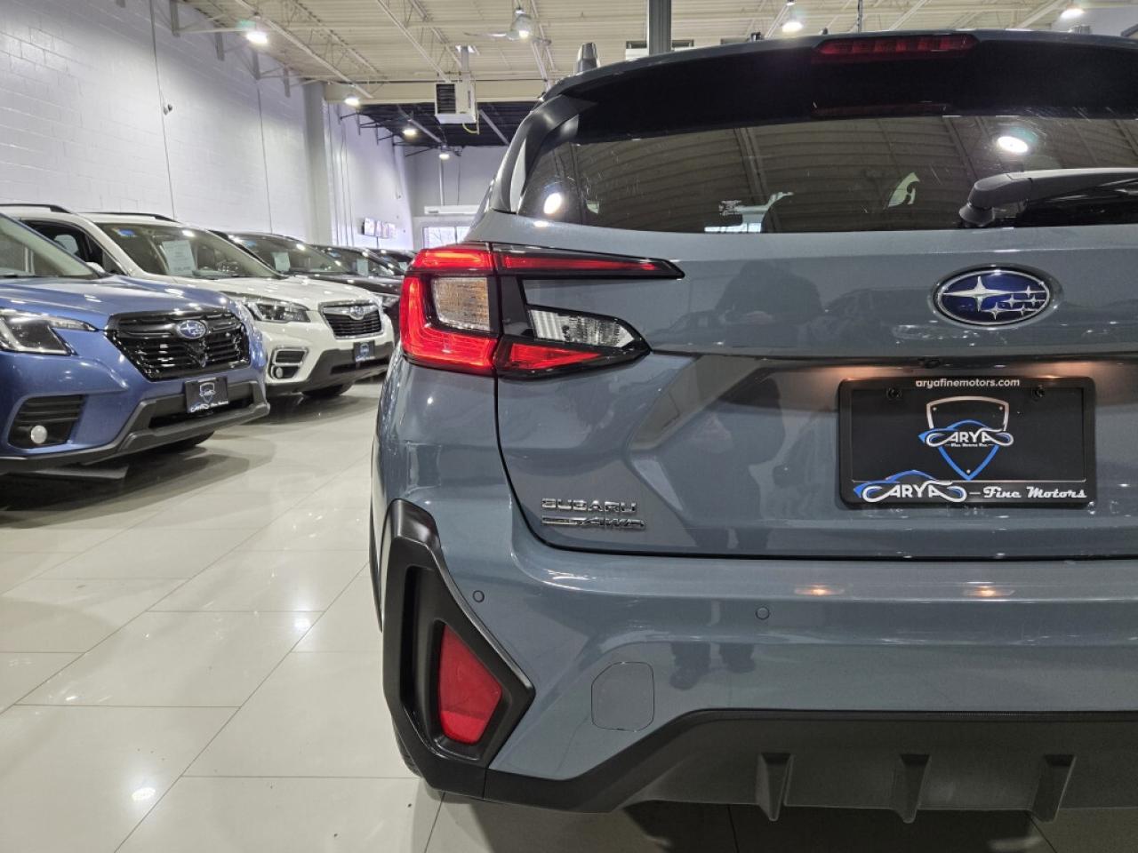 2024 Subaru Crosstrek 2.5L Limited W/EYESIGHT AWD CVT PUSH START SUNROOF Photo