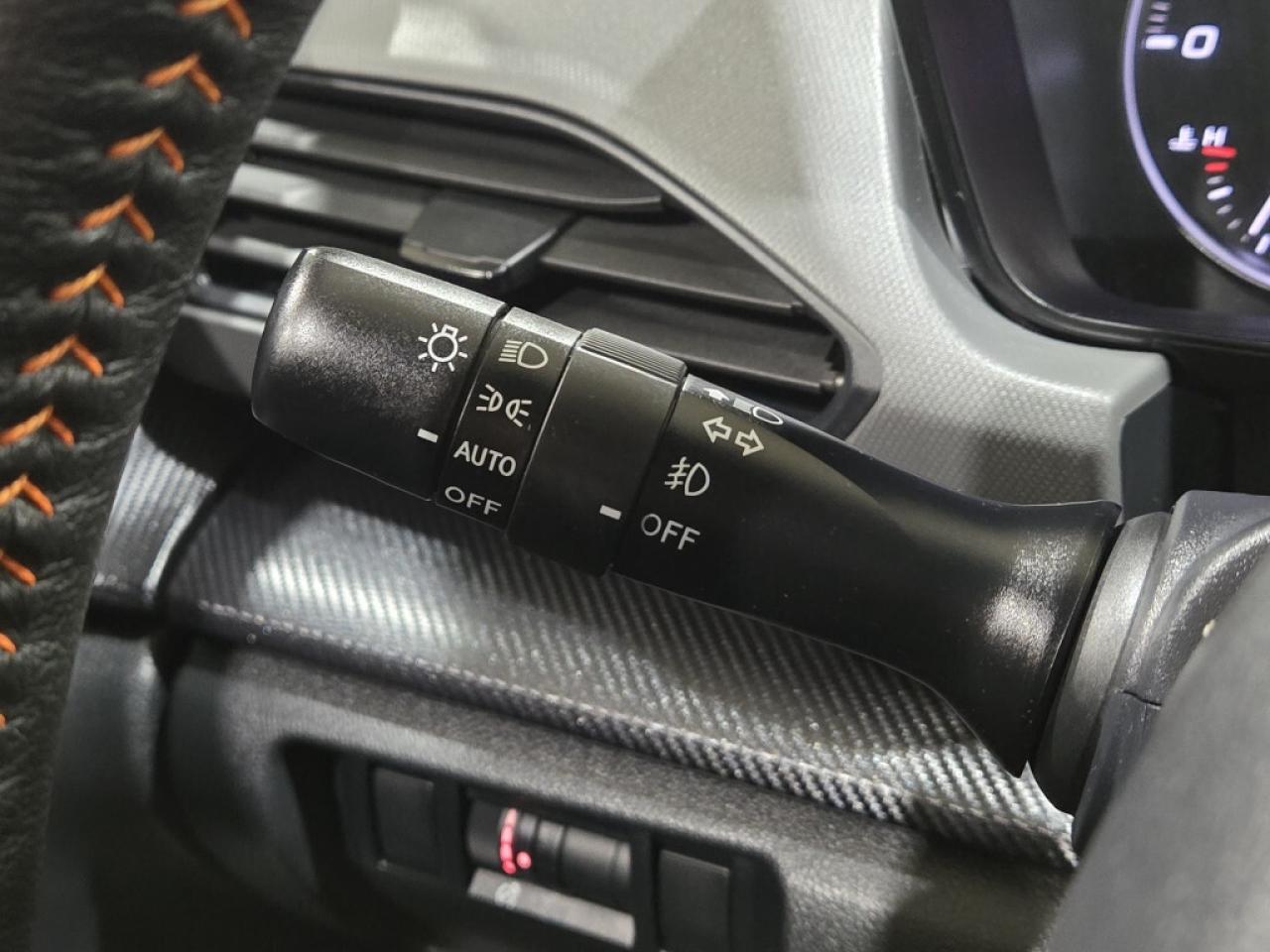 2024 Subaru Crosstrek 2.5L Limited W/EYESIGHT AWD CVT PUSH START SUNROOF Photo