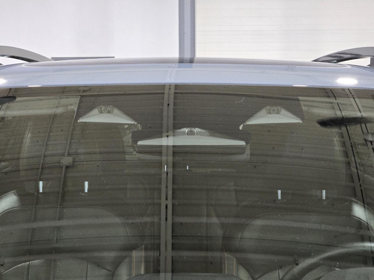 2024 Subaru Crosstrek 2.5L Limited W/EYESIGHT AWD CVT PUSH START SUNROOF Photo