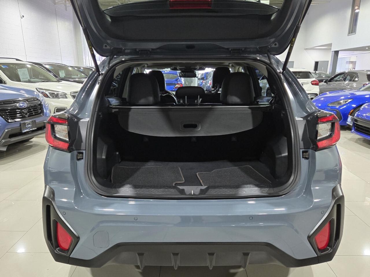 2024 Subaru Crosstrek 2.5L Limited W/EYESIGHT AWD CVT PUSH START SUNROOF Photo