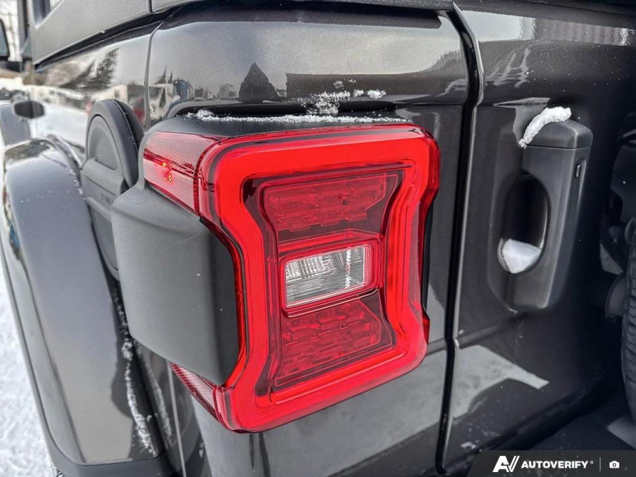 2021 Jeep Wrangler Unlimited Sahara   ONE OWNER   NAV   TRAILER TOW O Photo