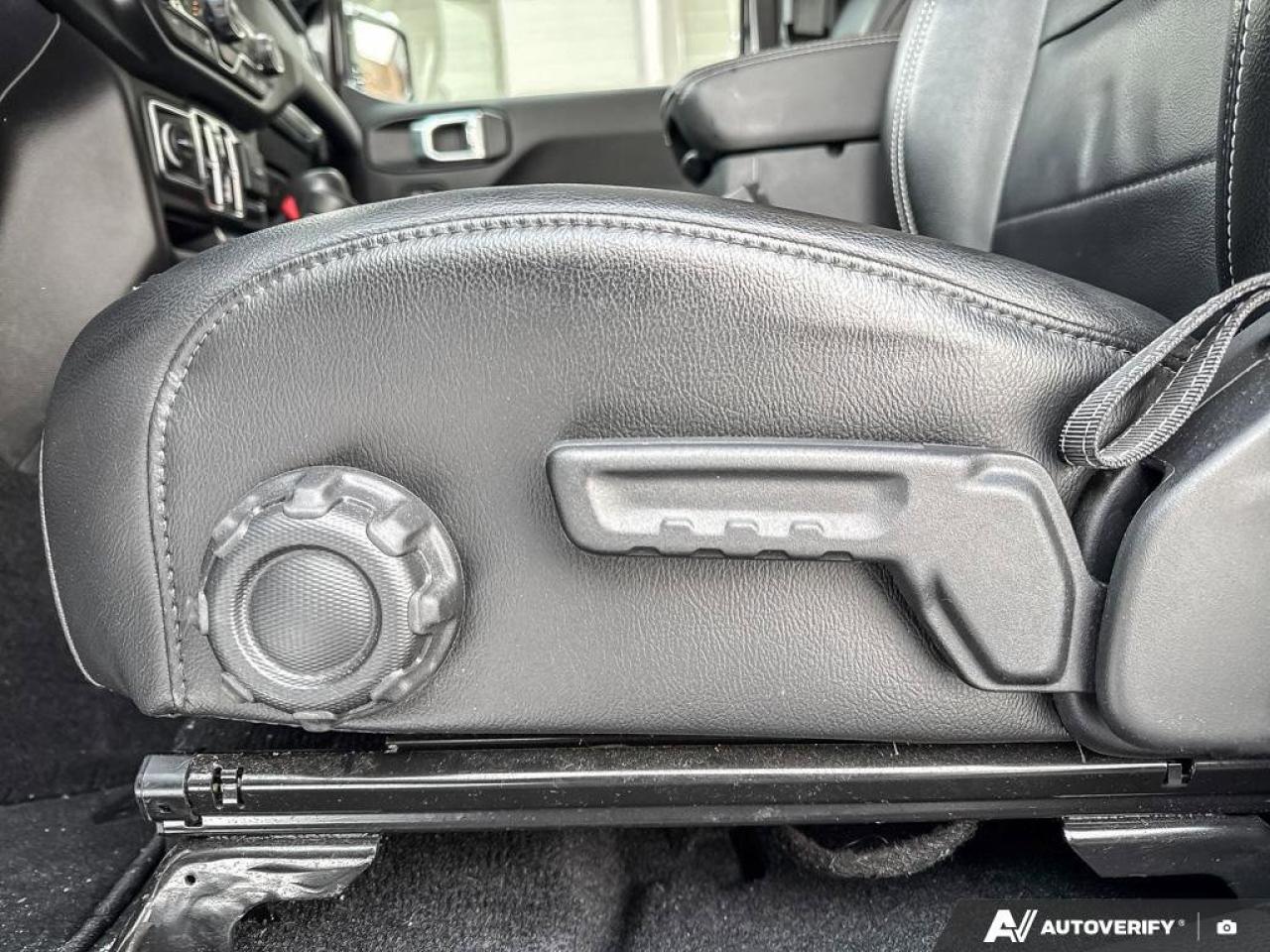 2021 Jeep Wrangler Unlimited Sahara   ONE OWNER   NAV   TRAILER TOW O Photo