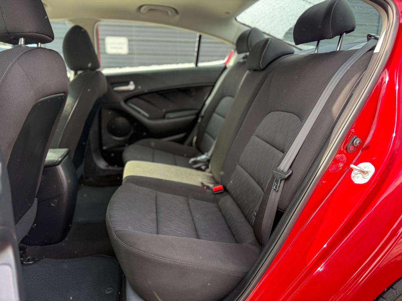 2016 Kia Forte LX/NO ACCIDENTS/LOW KM/1.8L/BLUETOOTH/ACTIVE ECO Photo