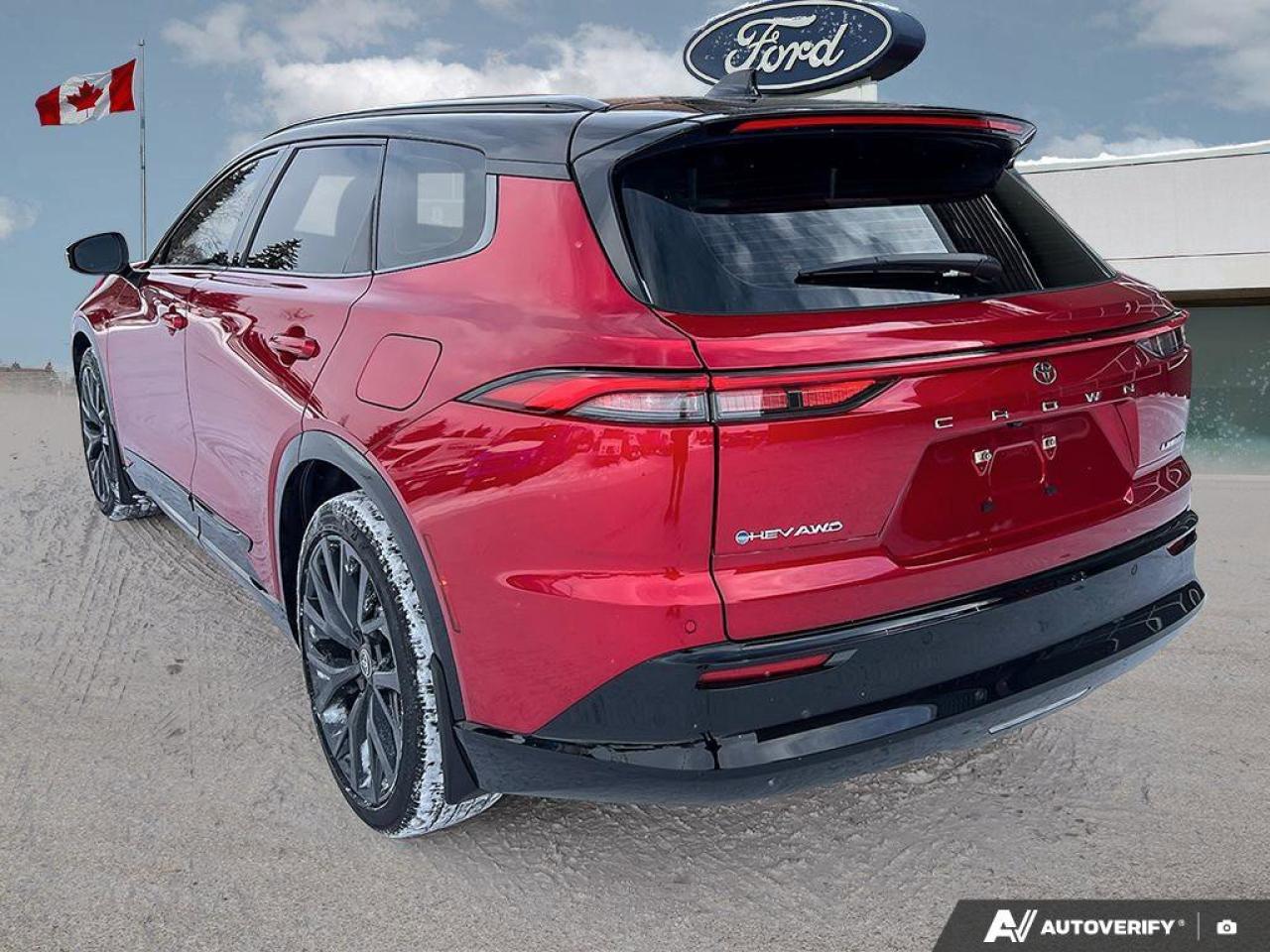 2025 Toyota Crown Signia Limited   ONE OWNER   LEATHER ONE OWNER   LEATHER Photo