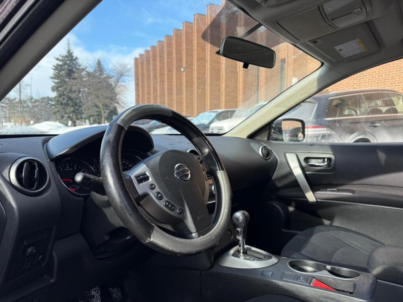 2013 Nissan Rogue S AWD/ BAck Up Cam/Bluetooth/ Photo