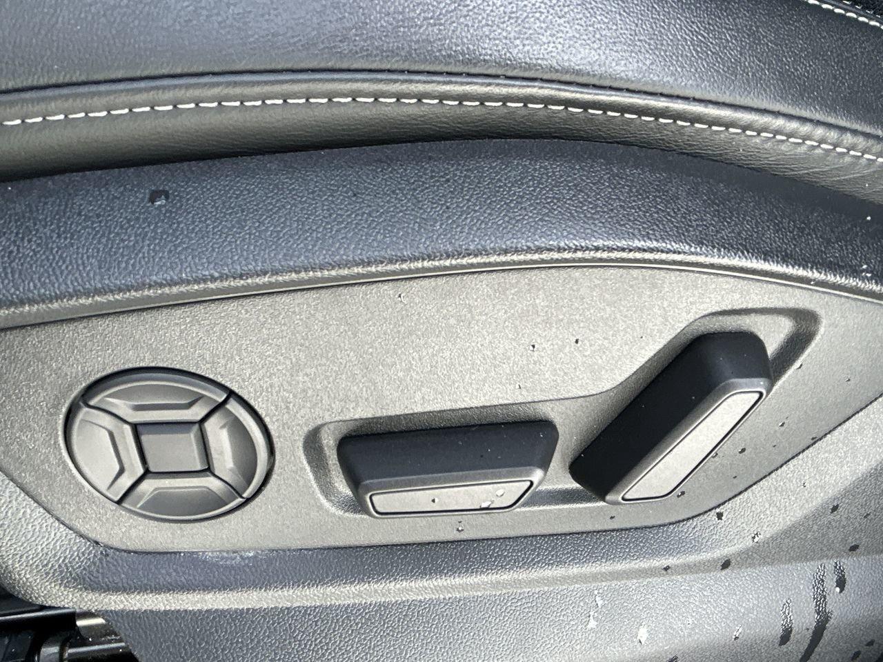 2022 Audi Q8 55 3.0T Progressiv quattro 8sp Tiptronic Photo