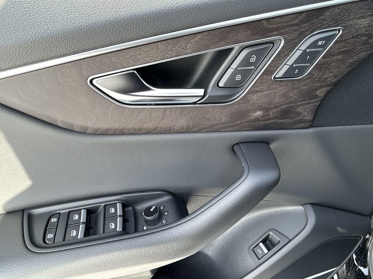 2022 Audi Q8 55 3.0T Progressiv quattro 8sp Tiptronic Photo