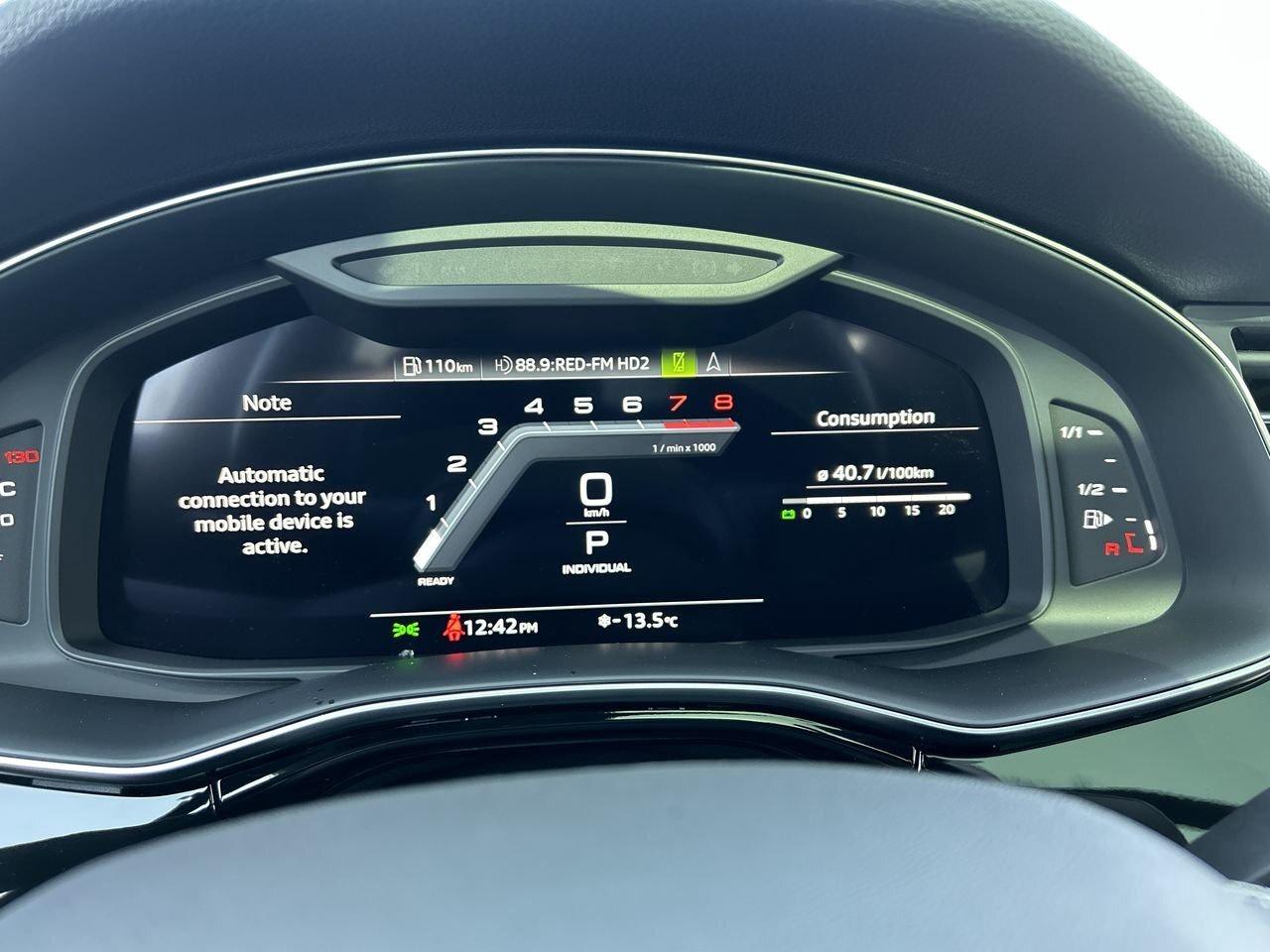 2022 Audi Q8 55 3.0T Progressiv quattro 8sp Tiptronic Photo