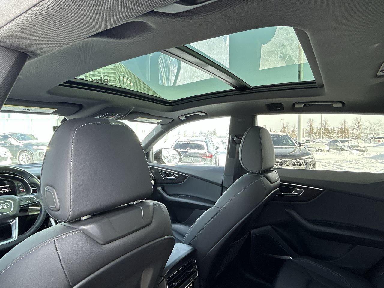 2022 Audi Q8 55 3.0T Progressiv quattro 8sp Tiptronic Photo