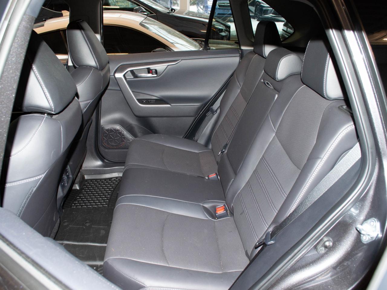 2024 Toyota RAV4 LIMITED  Photo