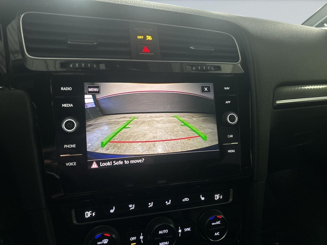 2018 Volkswagen Golf R Extremely Well Maintained / Clean Carfax / Priced Photo