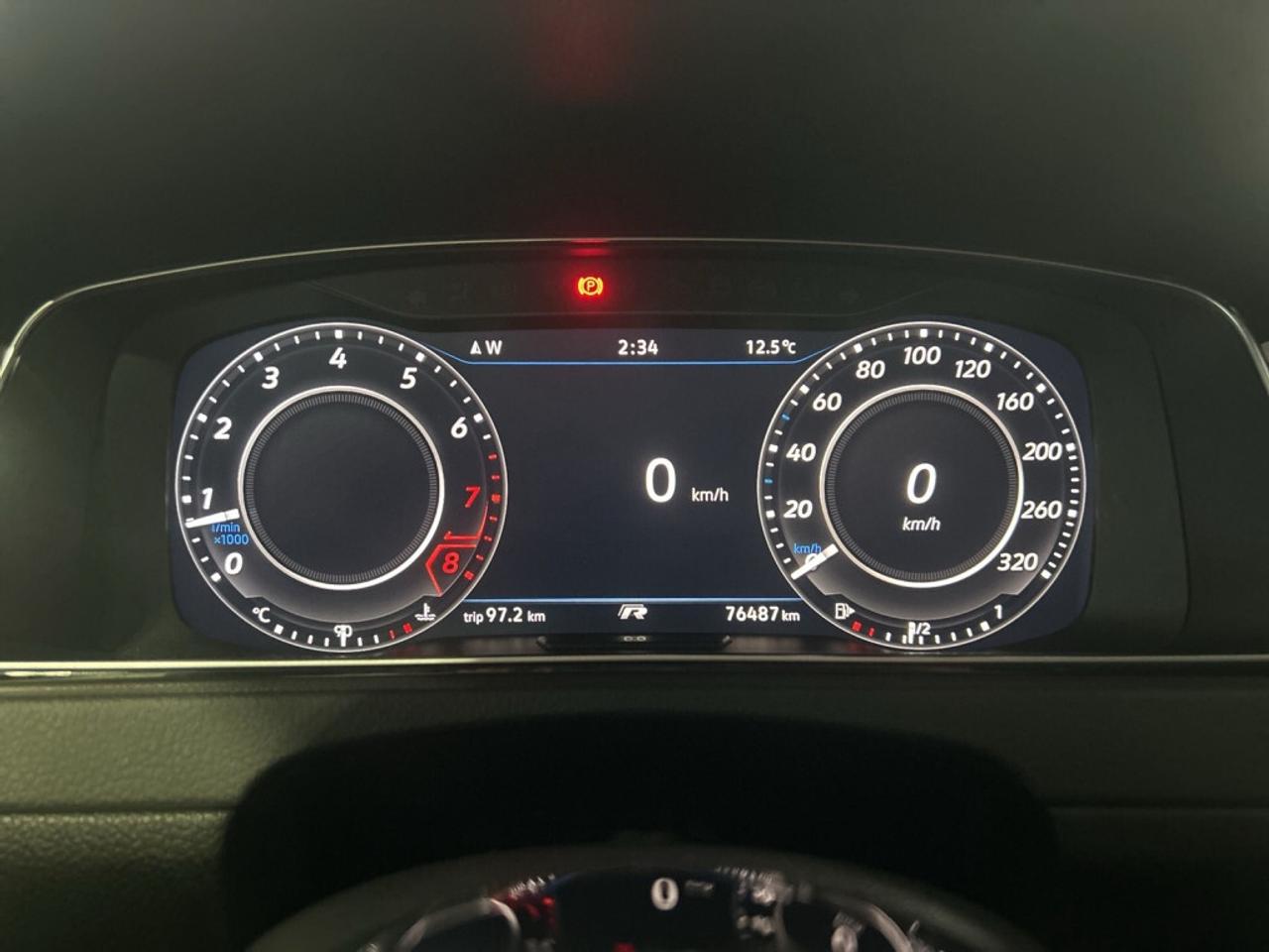 2018 Volkswagen Golf R Extremely Well Maintained / Clean Carfax / Priced Photo