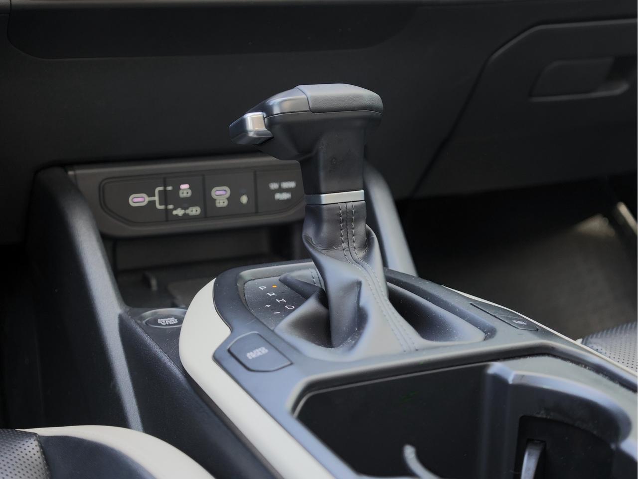 2025 Kia K4 GT-Line Turbo   Navi   Climate Ctrl   Pwr Seat Photo