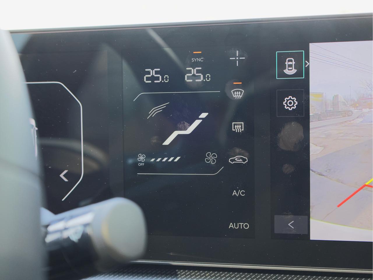 2025 Kia K4 GT-Line Turbo   Navi   Climate Ctrl   Pwr Seat Photo