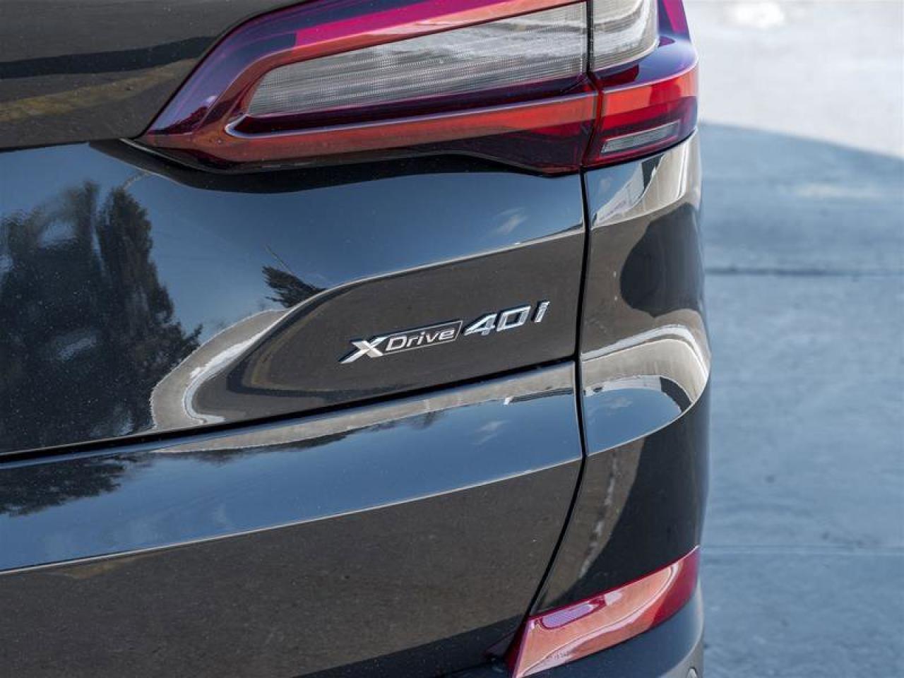 2022 BMW X5 xDrive40i Lane Departure Warning Rear Parking Aid Photo