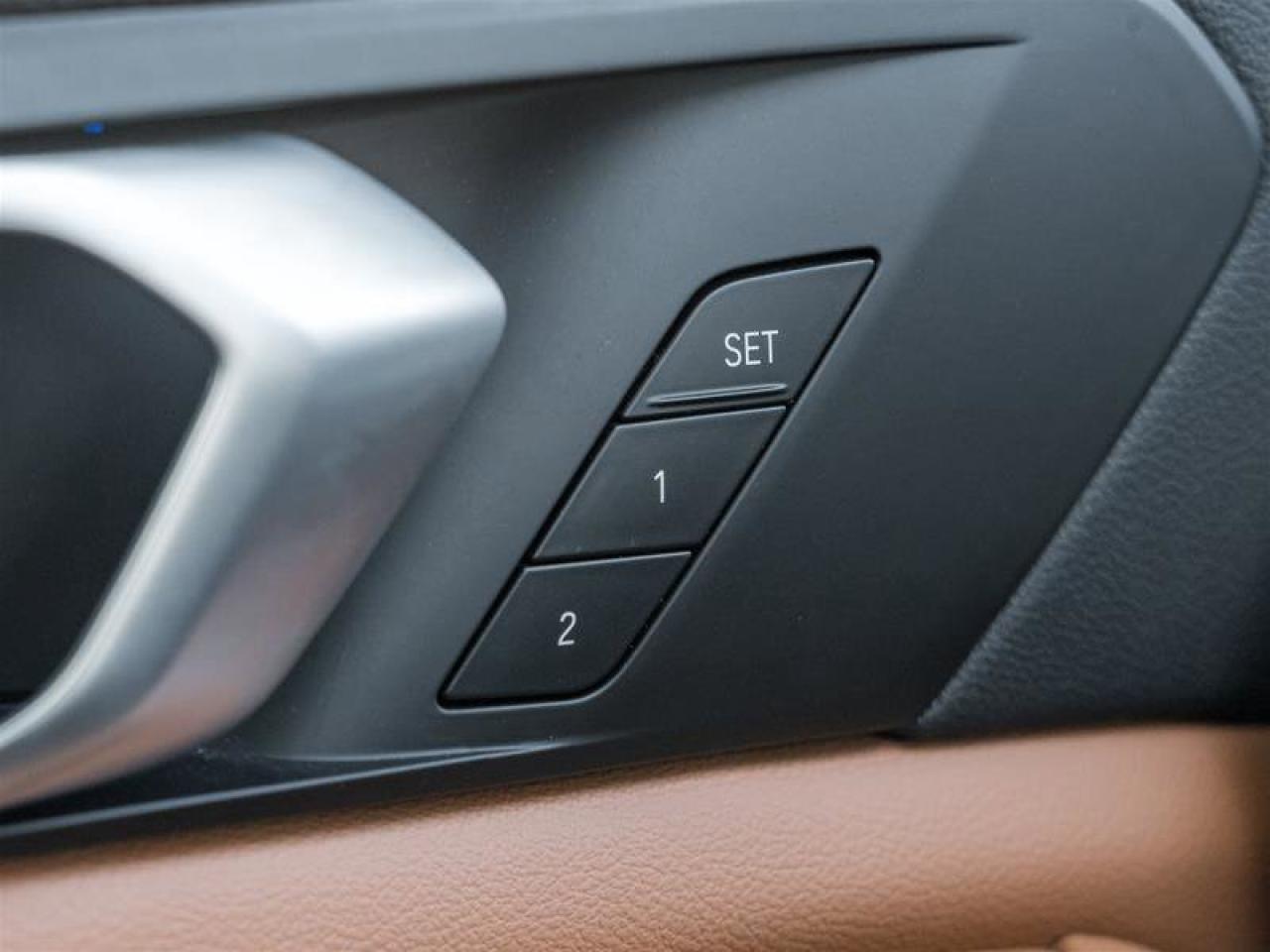 2022 BMW X5 xDrive40i Lane Departure Warning Rear Parking Aid Photo