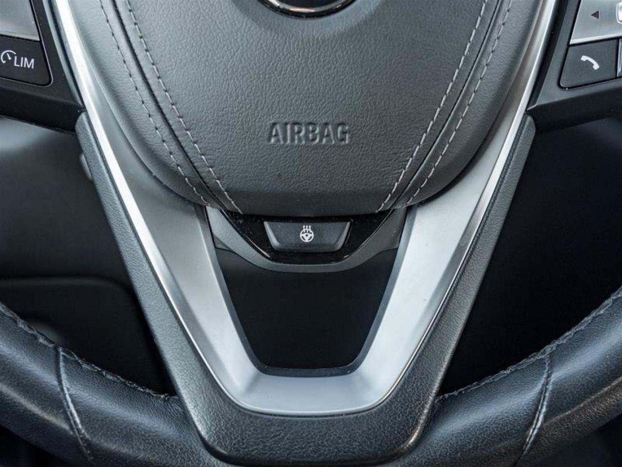 2022 BMW X5 xDrive40i Lane Departure Warning Rear Parking Aid Photo