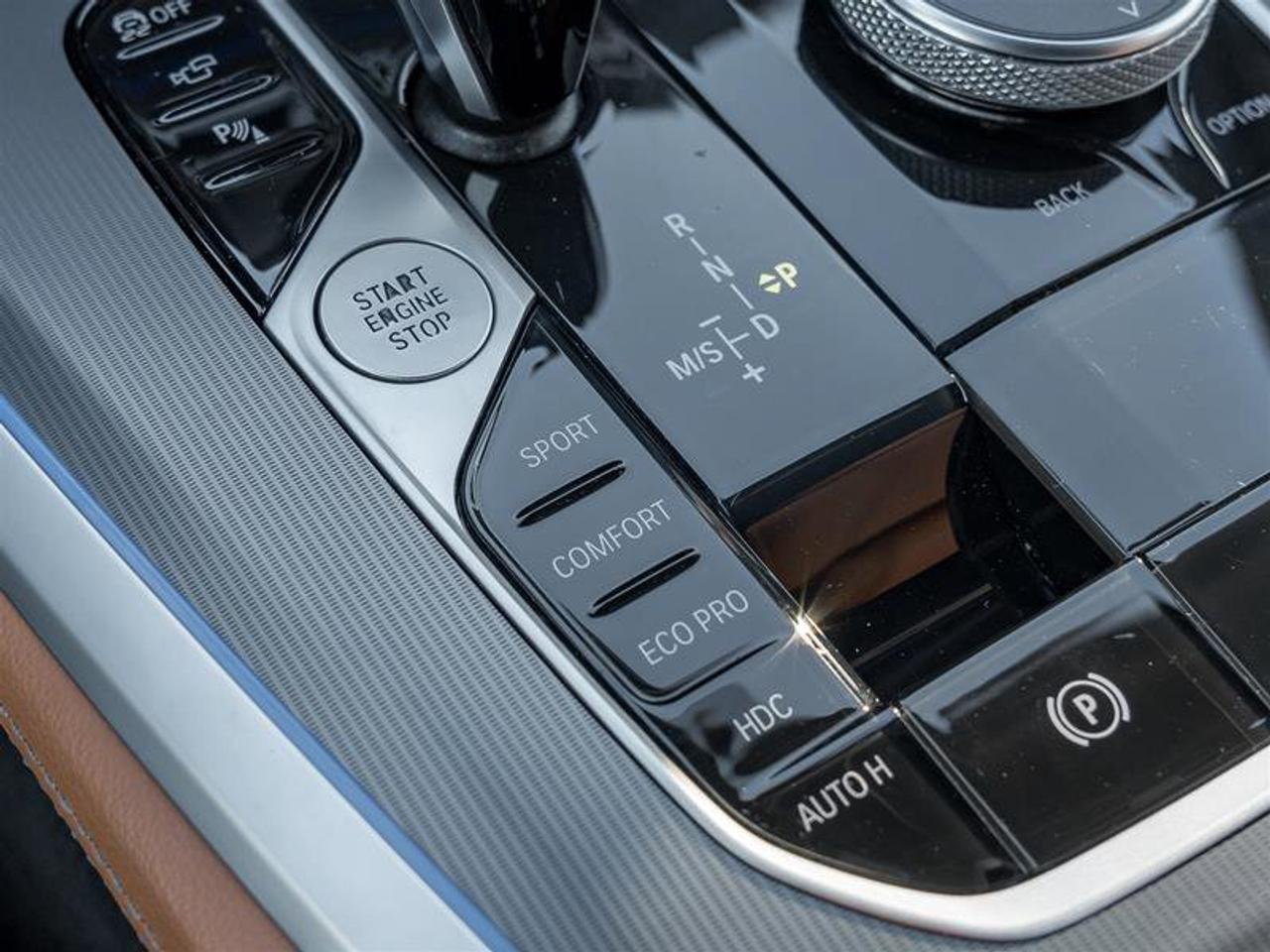 2022 BMW X5 xDrive40i Lane Departure Warning Rear Parking Aid Photo