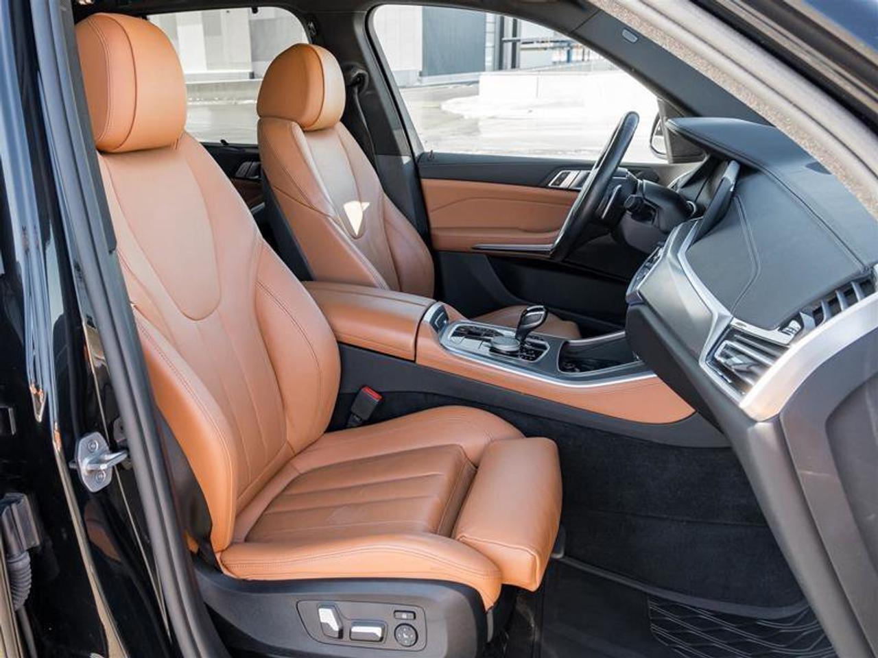 2022 BMW X5 xDrive40i Lane Departure Warning Rear Parking Aid Photo