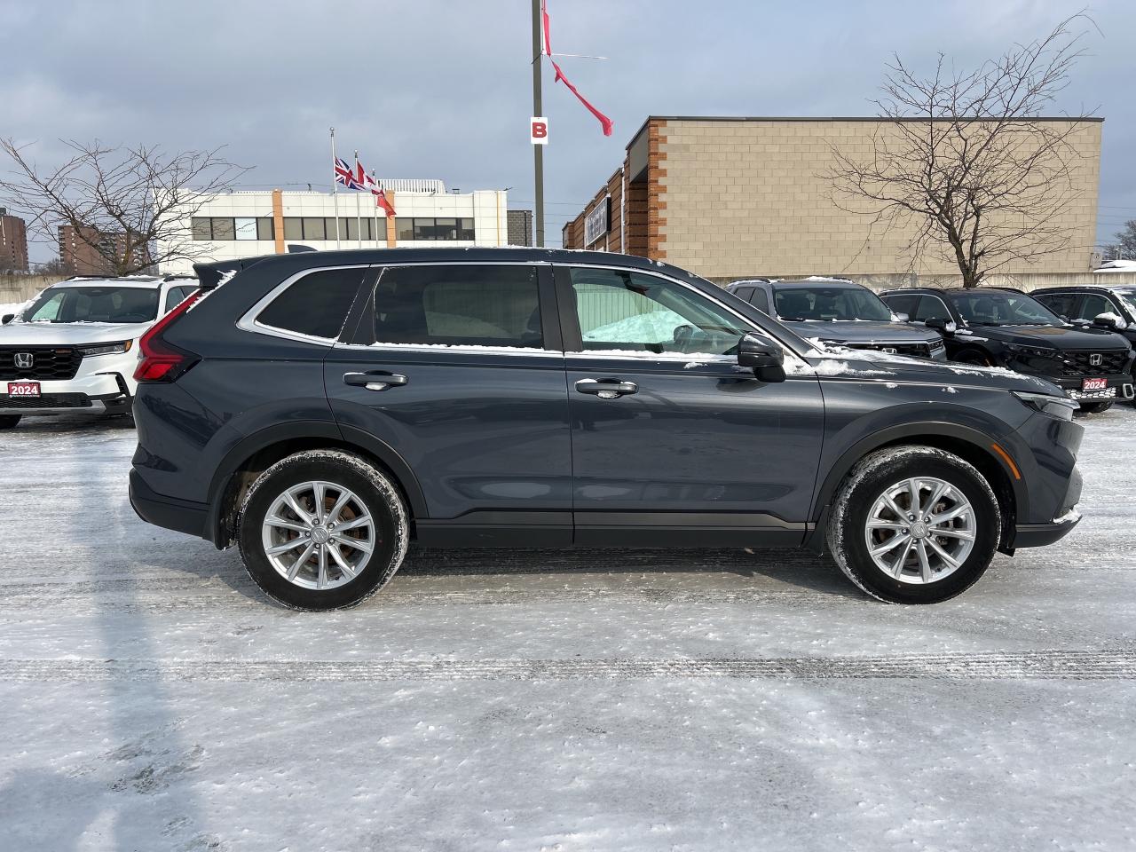 2024 Honda CR-V EX-L  Leather  Sunroof CarPlay Rear Camera Photo