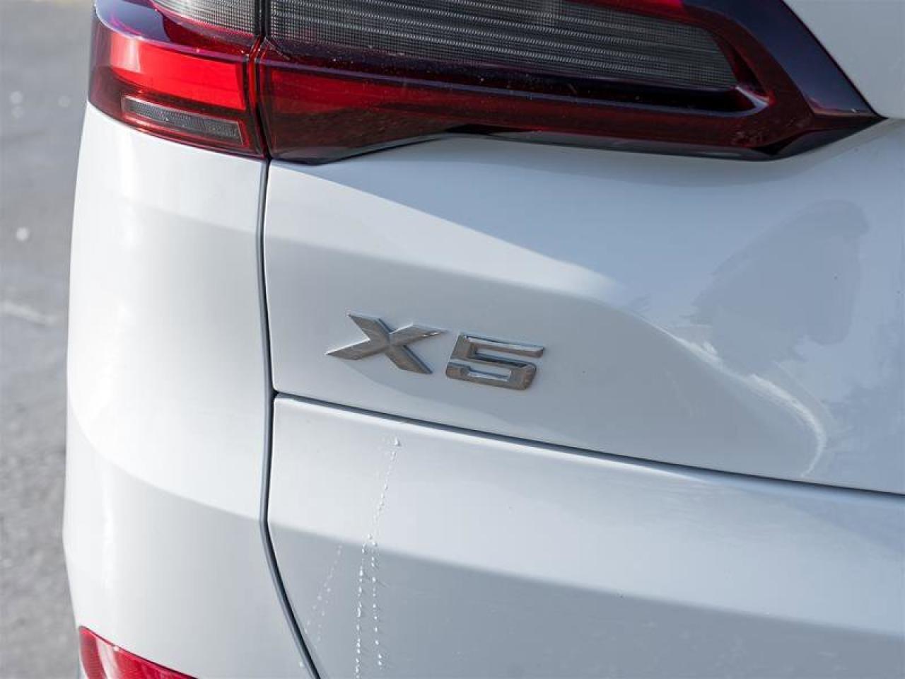 2022 BMW X5 xDrive40i Connected Pkg Professional Panoramic Roo Photo