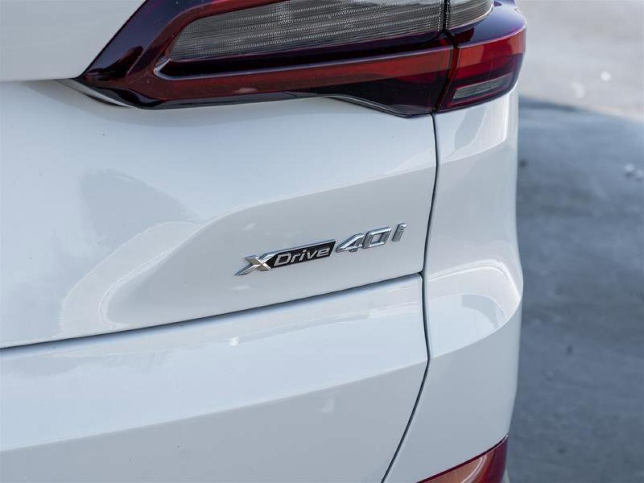 2022 BMW X5 xDrive40i Connected Pkg Professional Panoramic Roo Photo