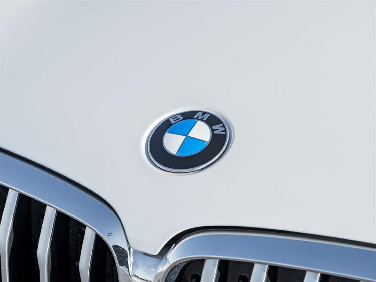 2022 BMW X5 xDrive40i Connected Pkg Professional Panoramic Roo Photo