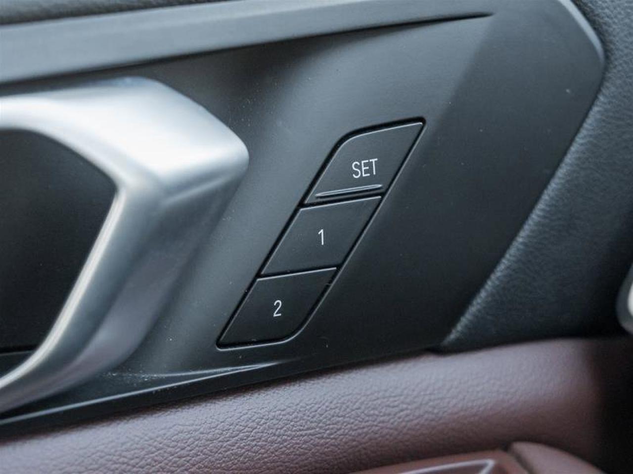 2022 BMW X5 xDrive40i Connected Pkg Professional Panoramic Roo Photo