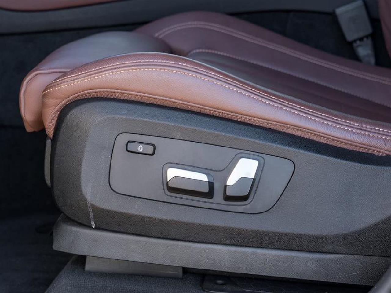 2022 BMW X5 xDrive40i Connected Pkg Professional Panoramic Roo Photo