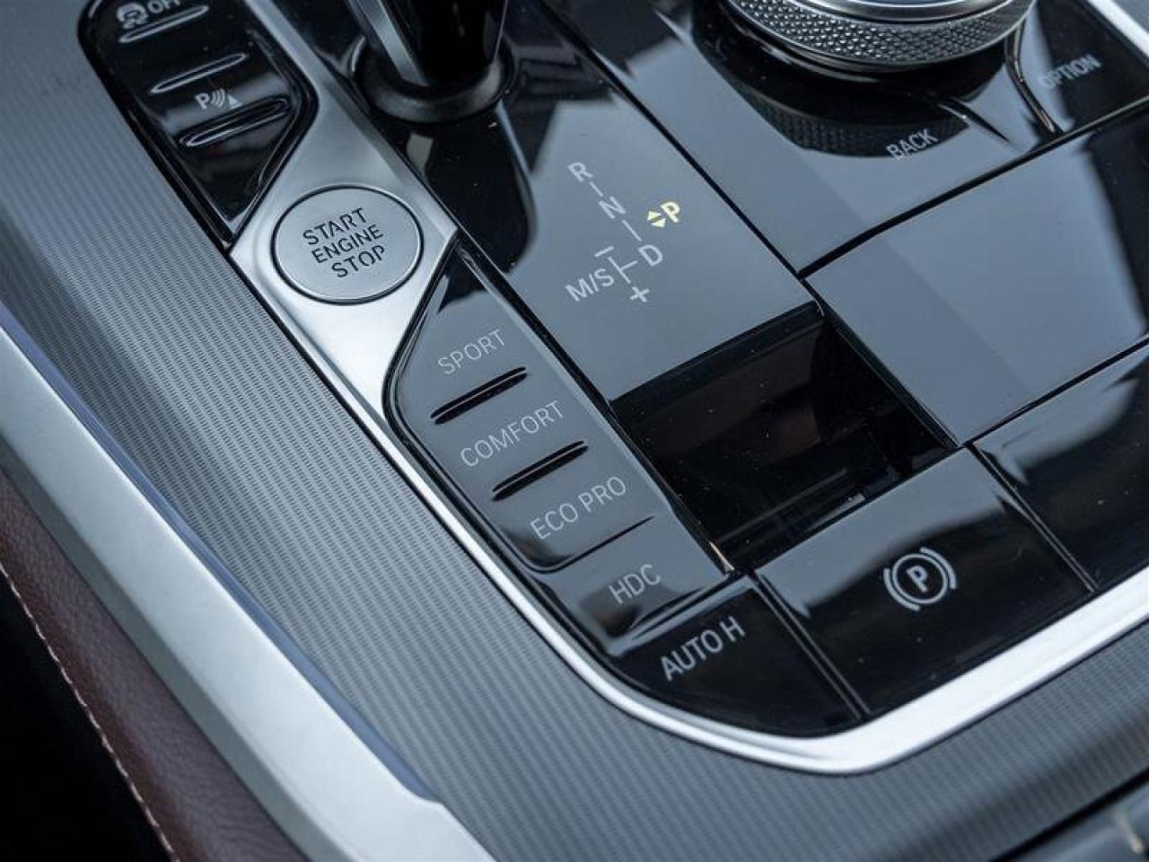 2022 BMW X5 xDrive40i Connected Pkg Professional Panoramic Roo Photo