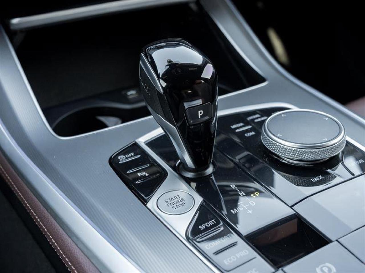 2022 BMW X5 xDrive40i Connected Pkg Professional Panoramic Roo Photo