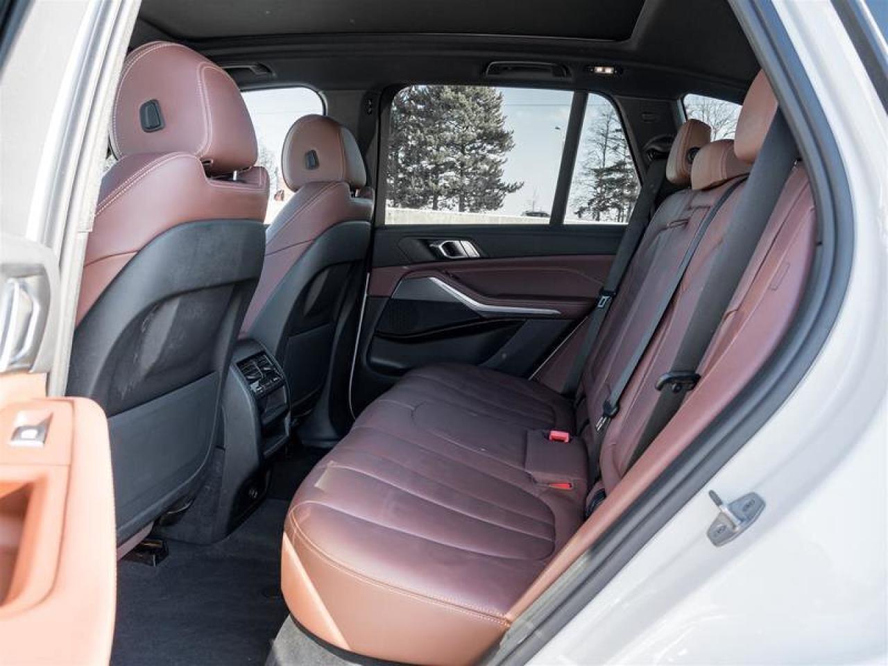 2022 BMW X5 xDrive40i Connected Pkg Professional Panoramic Roo Photo