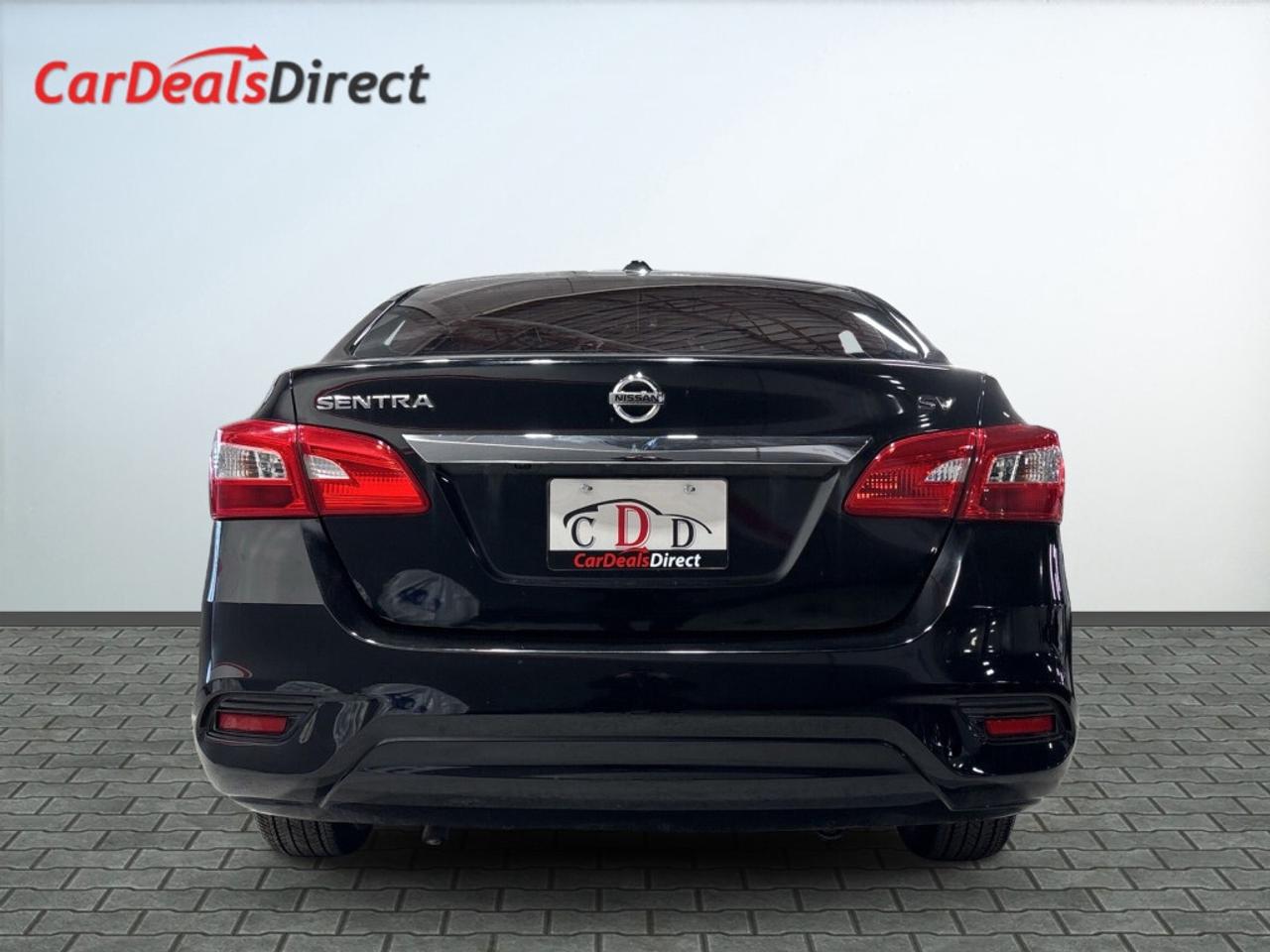 2018 Nissan Sentra S / Heated Seats / Alloys / Back-Up Camera / Bluet Photo
