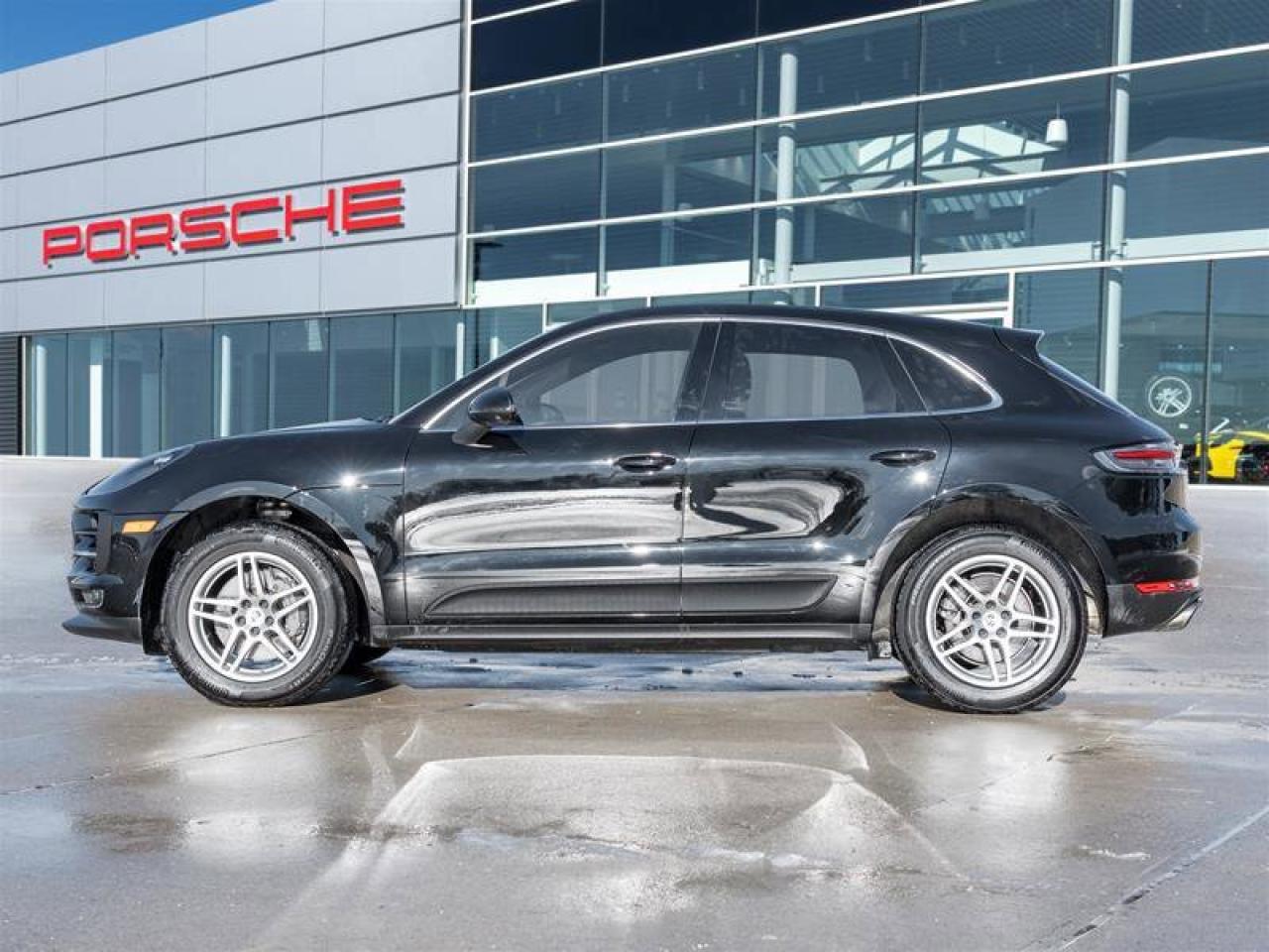 2020 Porsche Macan S AWD Surround View Lane Change Assist AUTO-Dimmin Photo