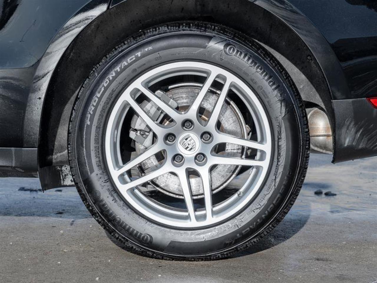 2020 Porsche Macan S AWD Surround View Lane Change Assist AUTO-Dimmin Photo