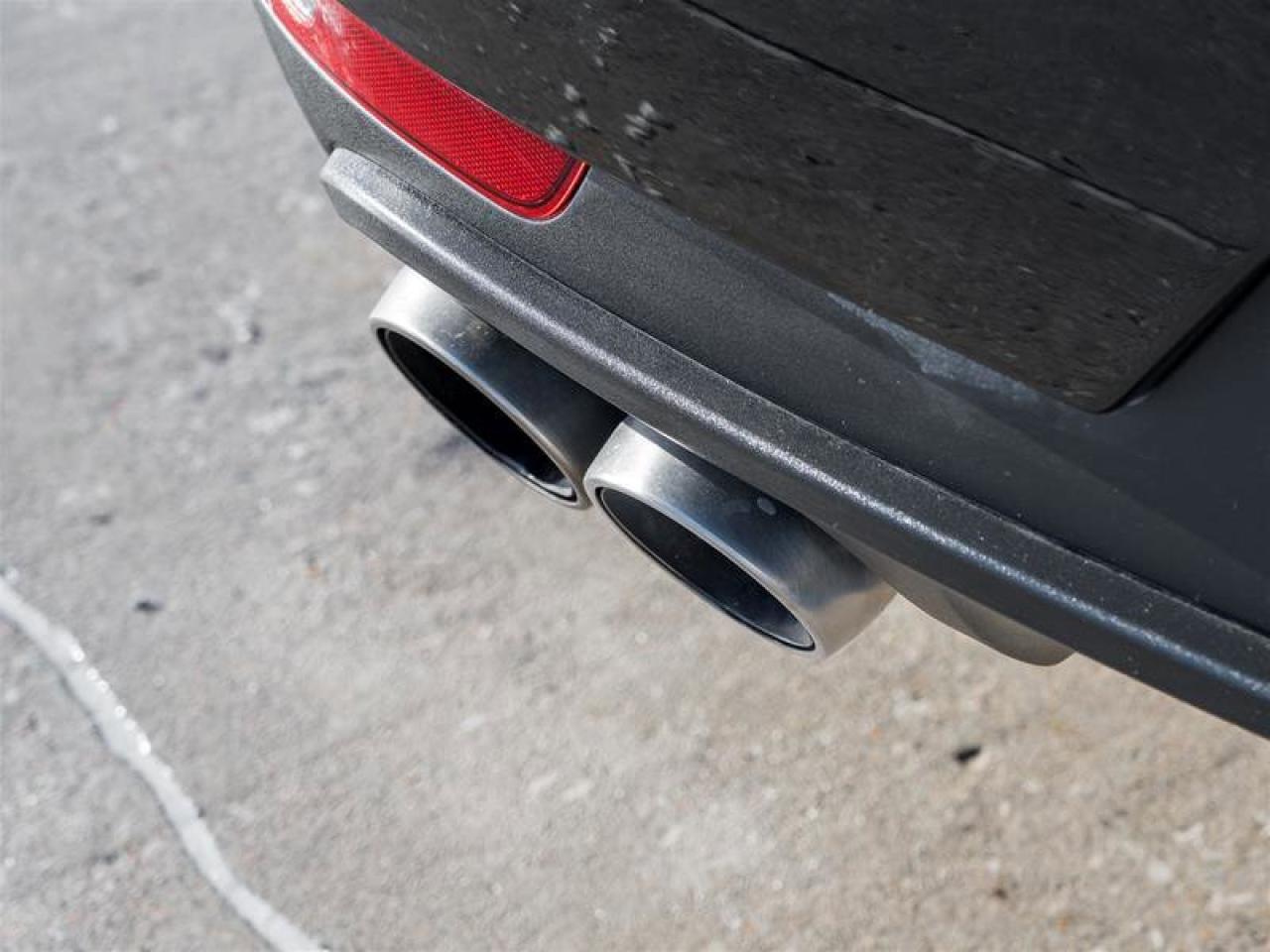 2020 Porsche Macan S AWD Surround View Lane Change Assist AUTO-Dimmin Photo