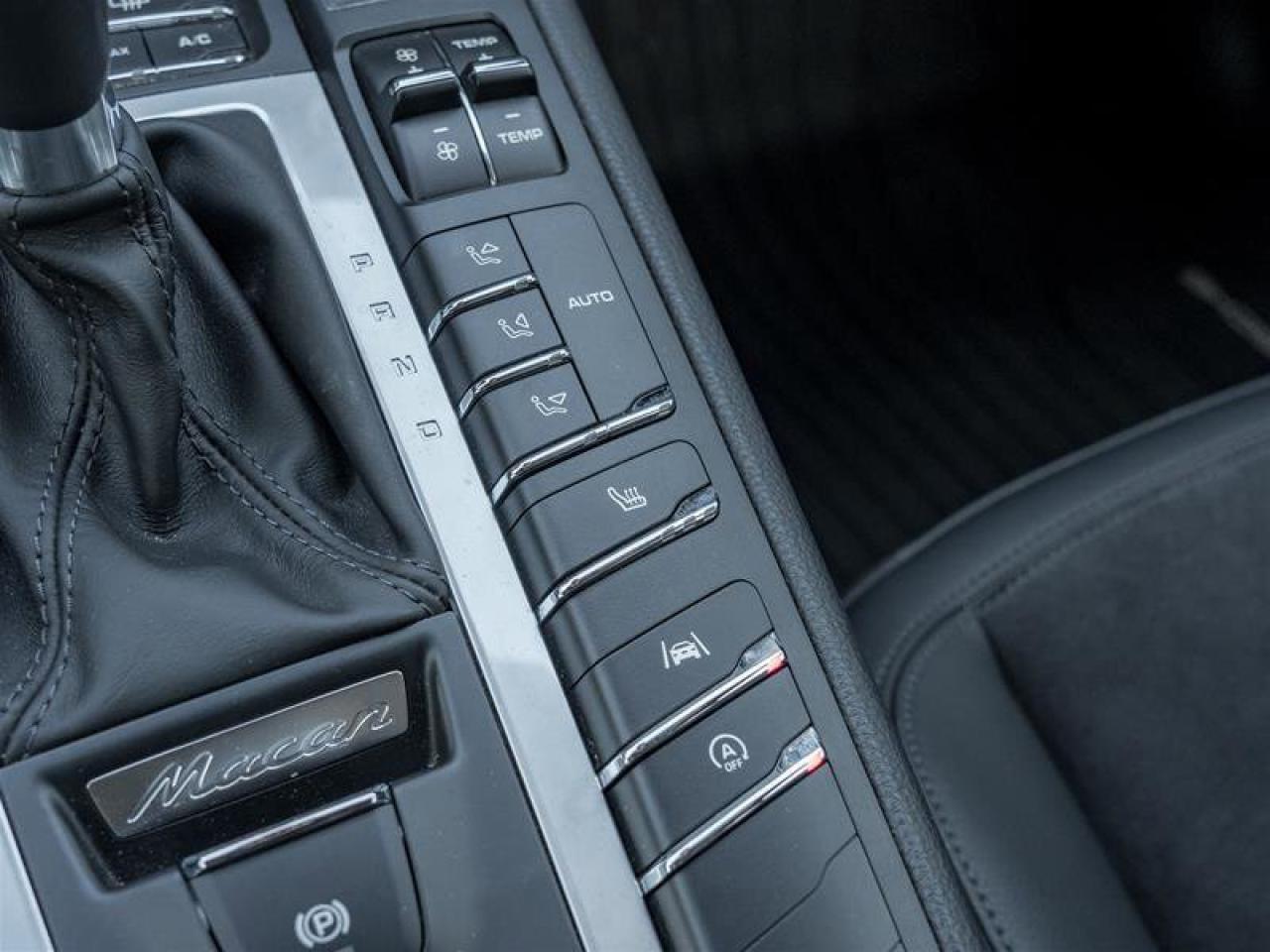 2020 Porsche Macan S AWD Surround View Lane Change Assist AUTO-Dimmin Photo