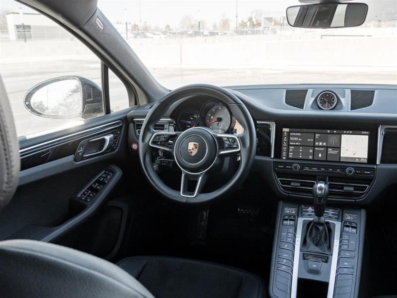 2020 Porsche Macan S AWD Surround View Lane Change Assist AUTO-Dimmin Photo