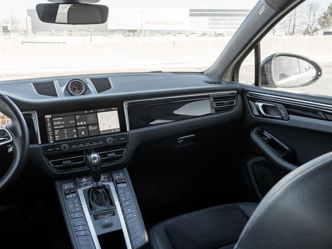 2020 Porsche Macan S AWD Surround View Lane Change Assist AUTO-Dimmin Photo