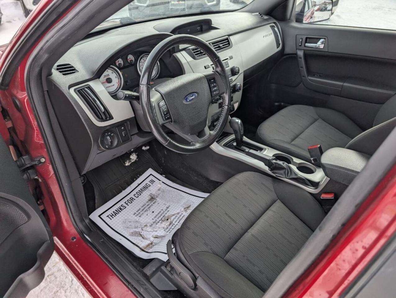 2010 Ford Focus SEL Photo