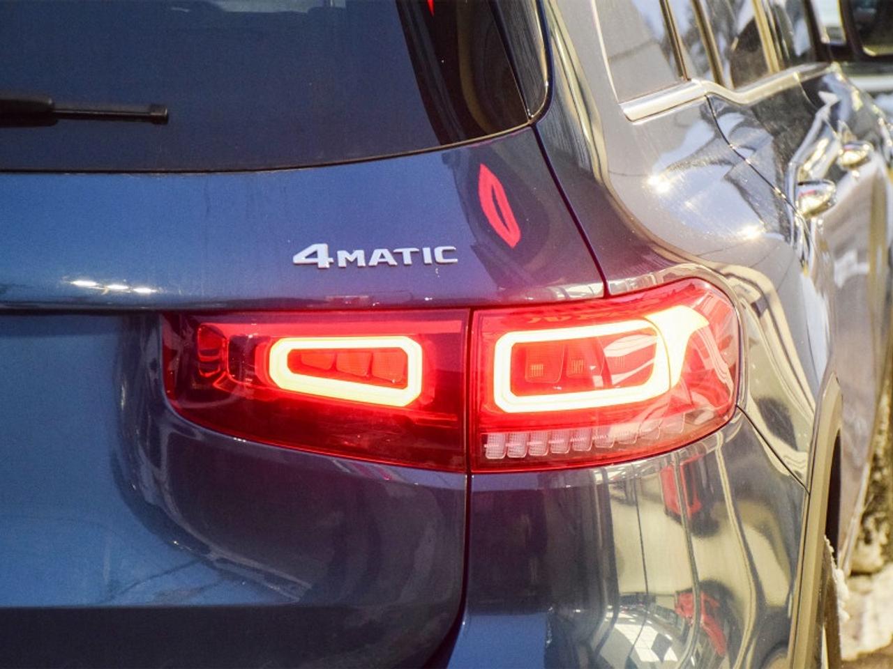 2022 Mercedes-Benz GLB 250 4MATIC SUV   Leather   Sunroof   Nav   Heated Photo