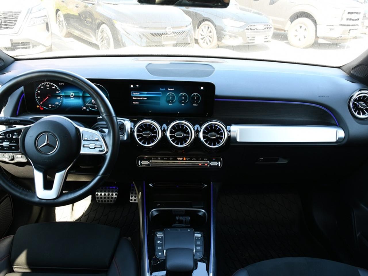 2022 Mercedes-Benz GLB 250 4MATIC SUV   Leather   Sunroof   Nav   Heated Seats Photo