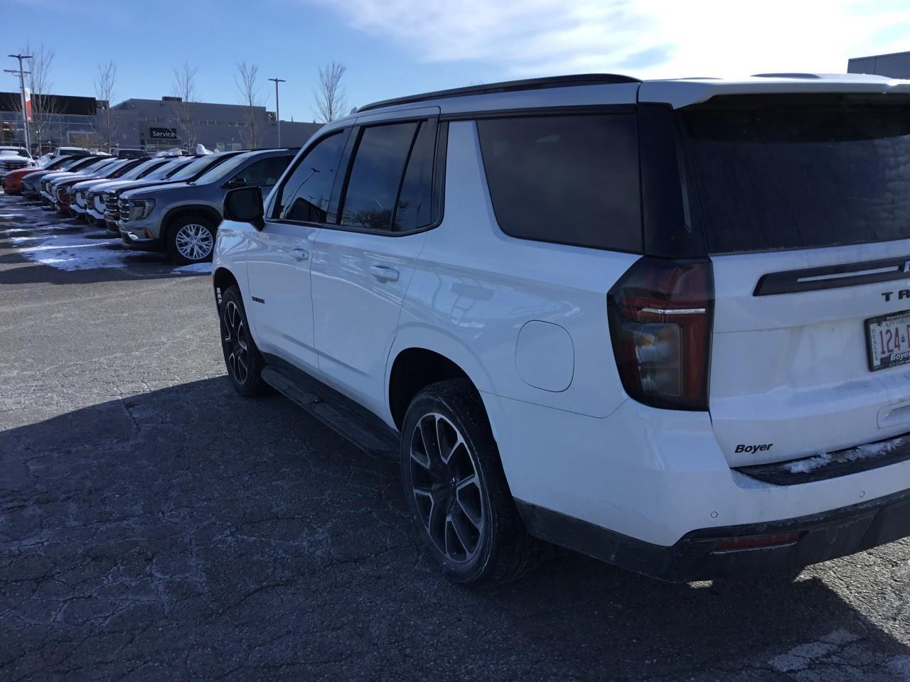 2023 Chevrolet Tahoe RST Photo2