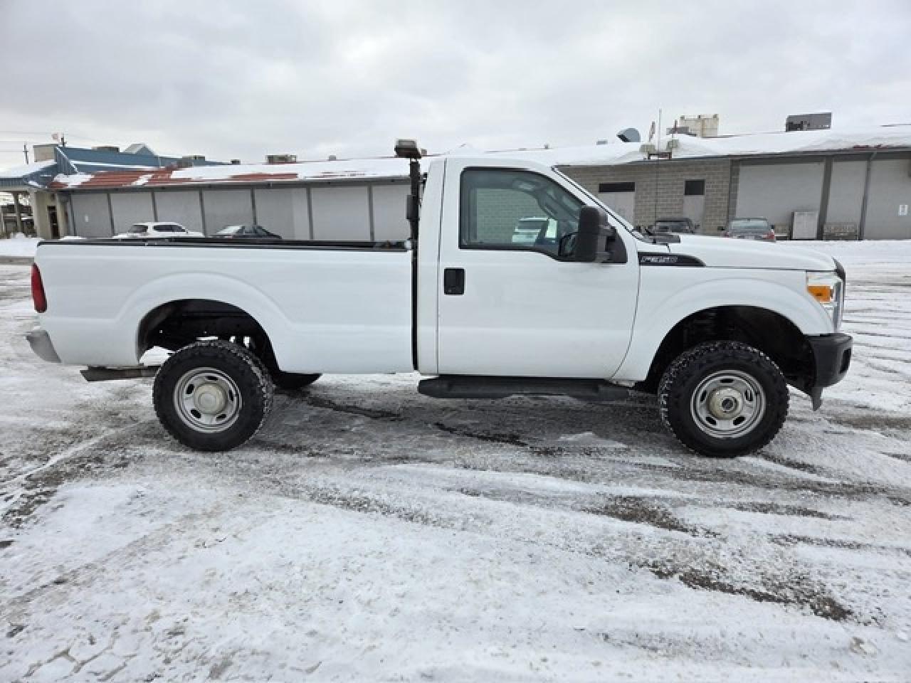 2015 Ford F-350 4X4 **ONLY 68,000KM-1 OWNER-REGULAR CAB-LONG BOX* Photo