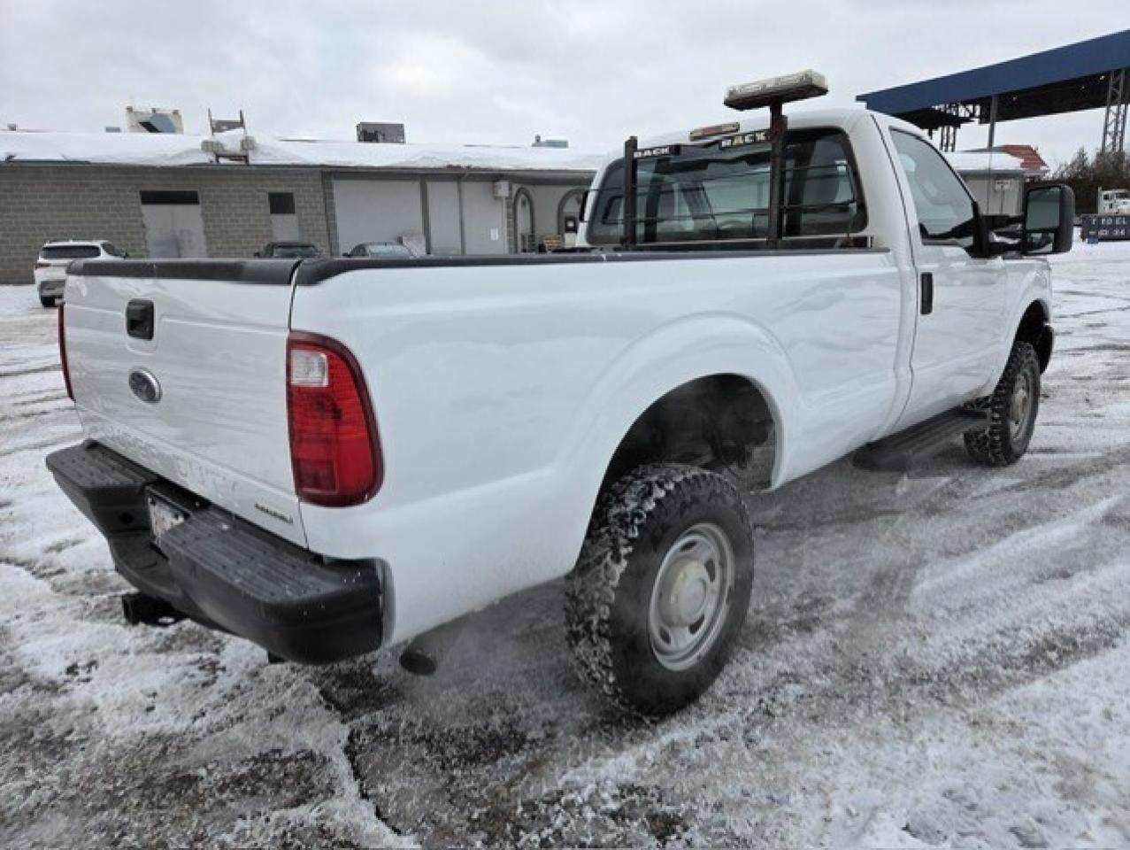 2015 Ford F-350 4X4 **ONLY 68,000KM-1 OWNER-REGULAR CAB-LONG BOX* Photo
